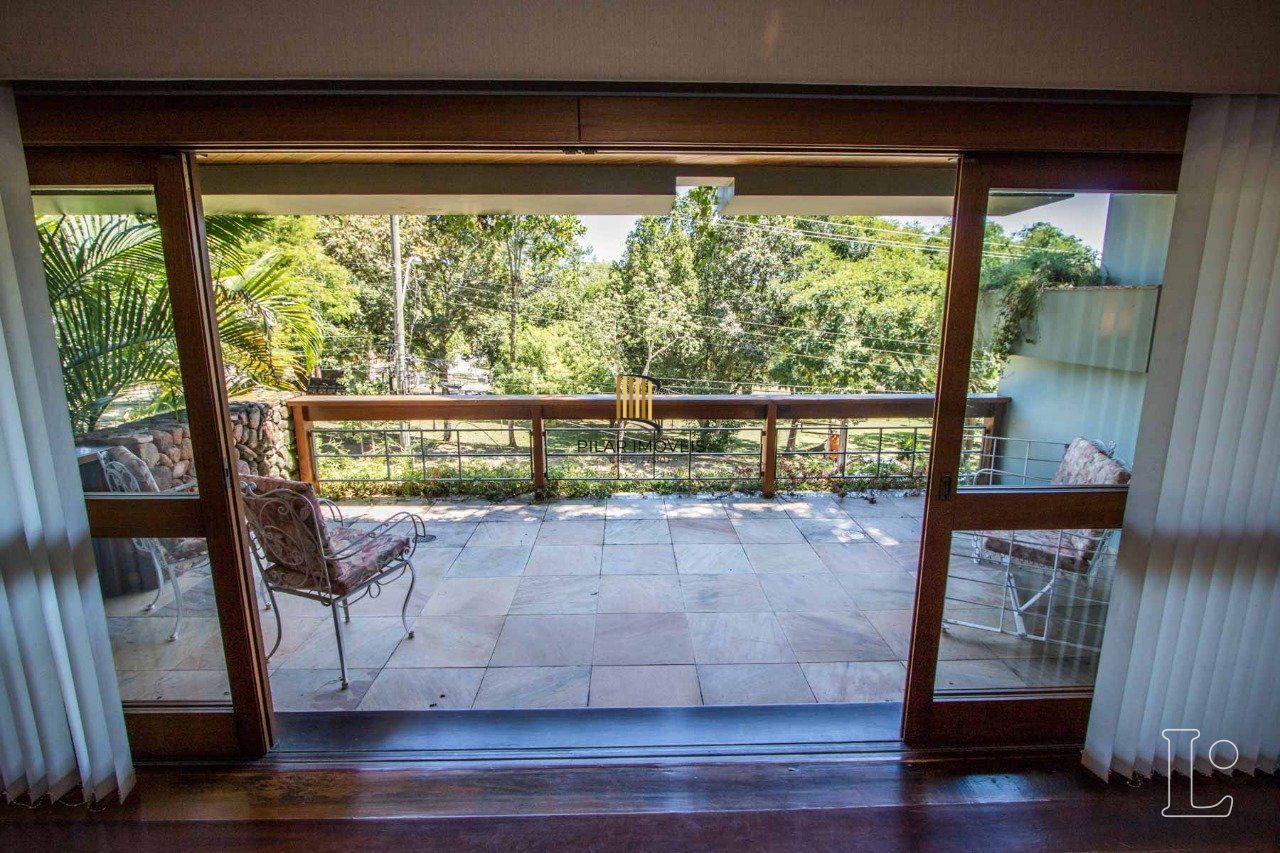 Casa para Venda - 427m², 4 dormitórios, sendo 1 suites, 4 vagas - Jardim Isabel