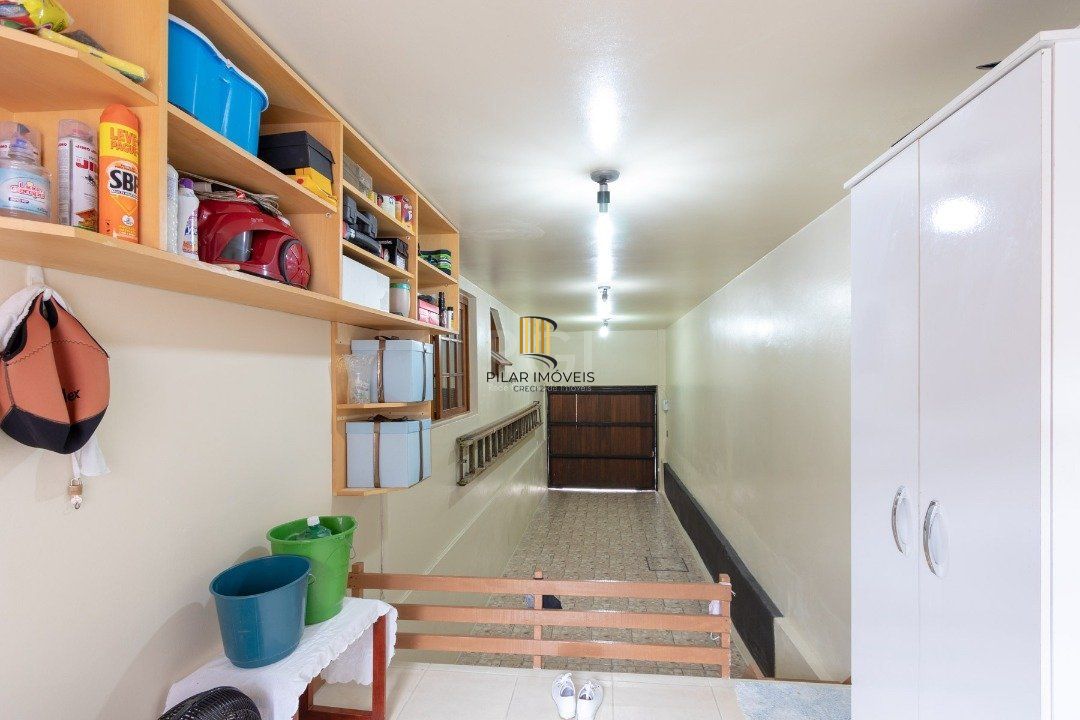 Casa para Venda - 192.18m², 3 dormitórios, sendo 1 suites, 2 vagas - Cristal