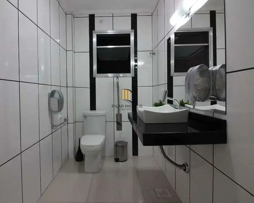 **Oportunidade Única! Ponto Comercial Ocupado à Venda na Tristeza, Porto Alegre, RS**