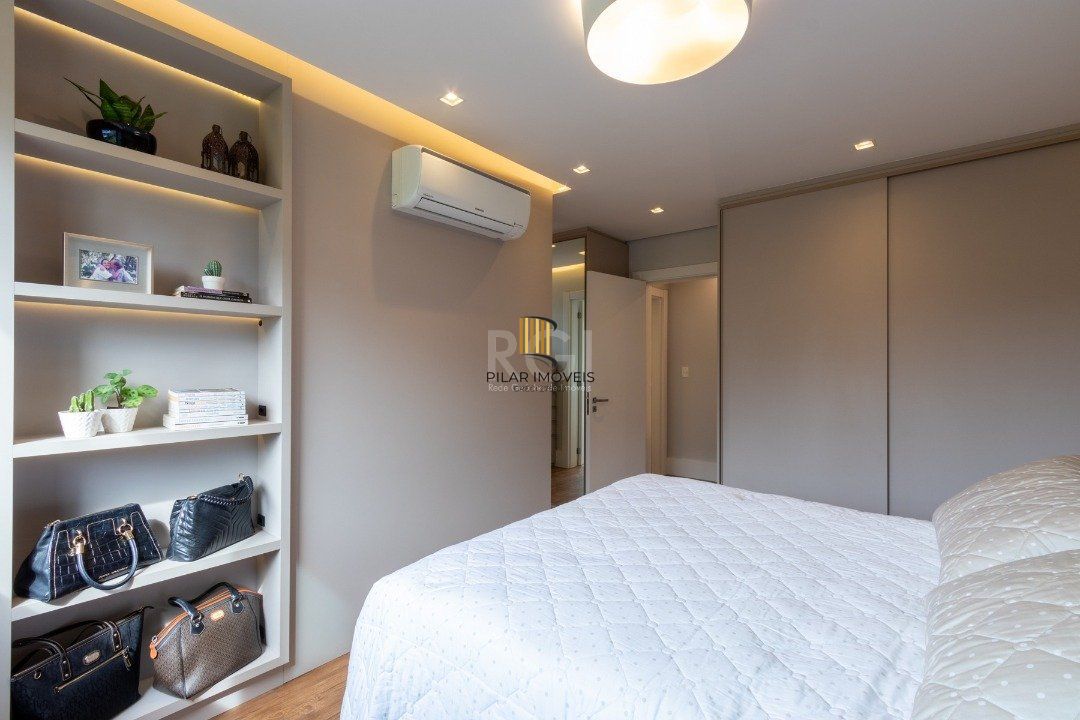 Apartamento para Venda - 164m², 3 dormitórios, sendo 3 suites, 3 vagas - Pedra Redonda