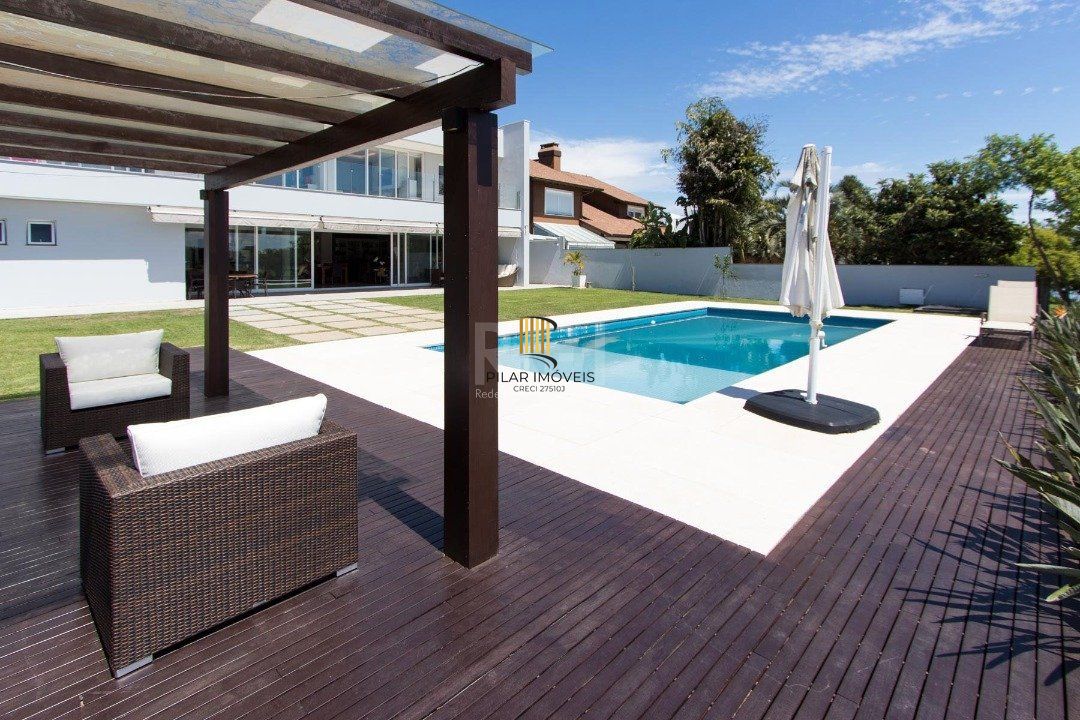 Casa Condominio para Venda - 707.4m², 6 dormitórios, sendo 6 suites, 4 vagas - Terra Ville