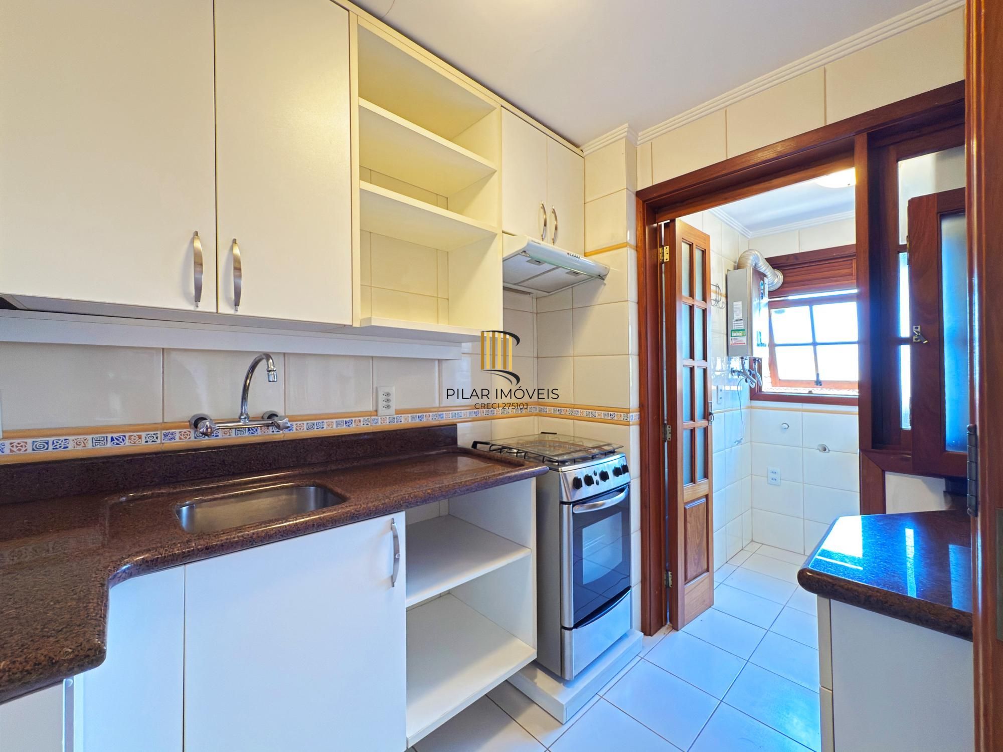 Apartamento desocupado, 2 quartos (1 suite), 2 vagas - Bairro Tristeza