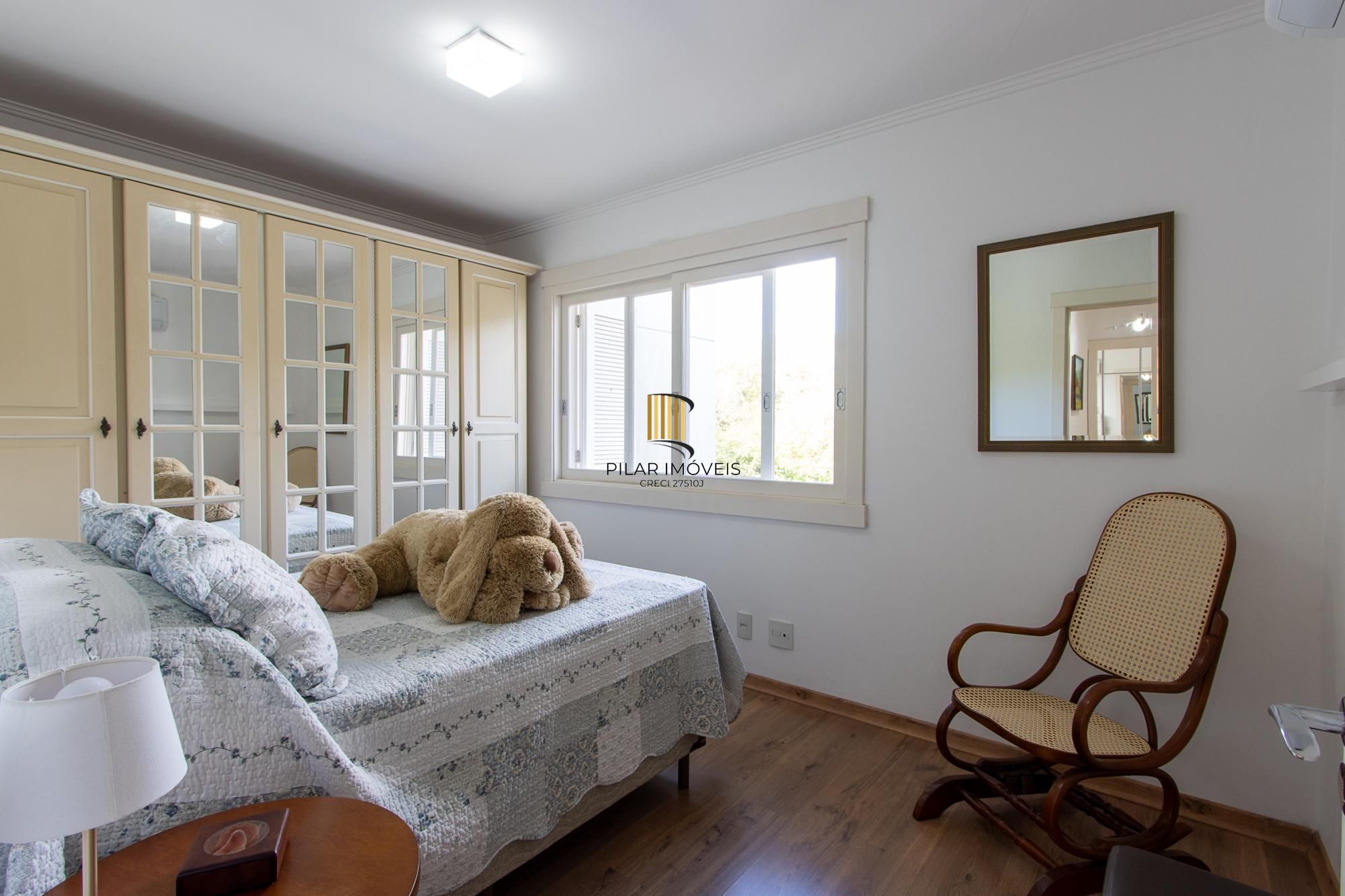 Casa no Condominio Terra Ville, com 3 quartos, piscina aquecida, espera elevador