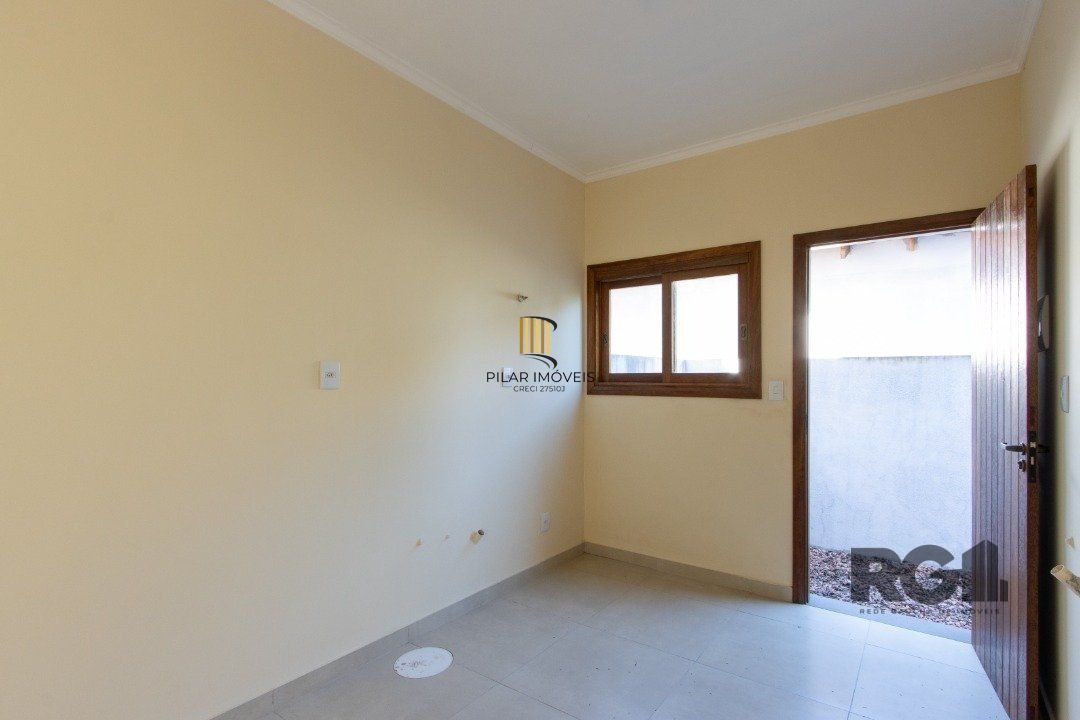 Casa de Condomínio 2 dormitórios no bairro Cascata