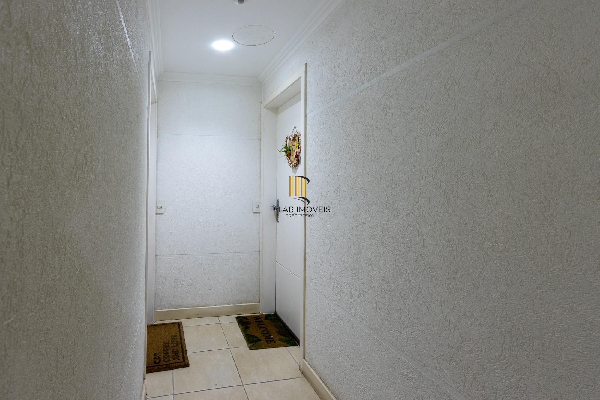 **Apartamento Mobiliado de 3 Quartos na Tristeza, Porto Alegre - Venda por R$ 595.000,00**