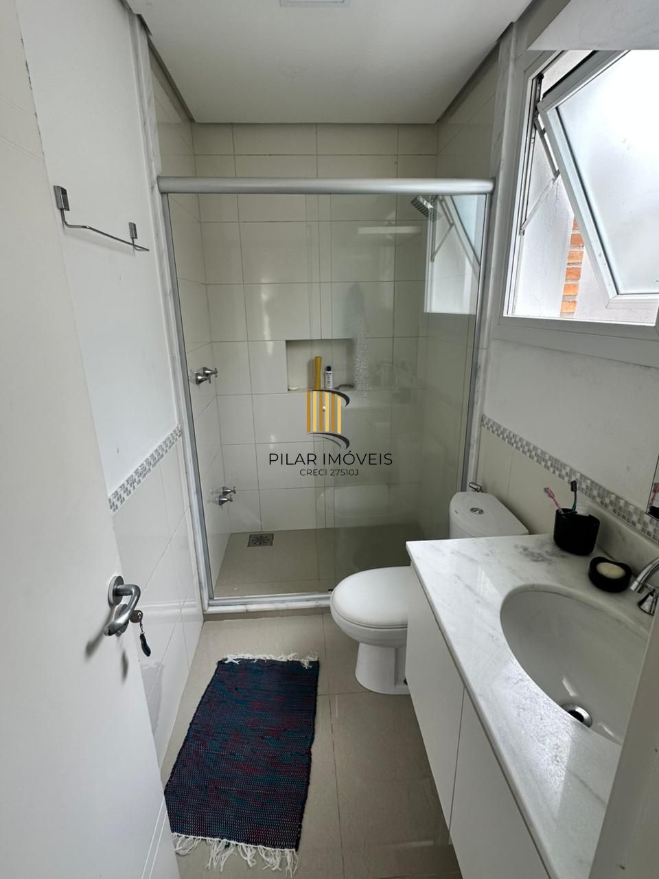 Casa de Condomínio 4 dormitórios no bairro Terraville