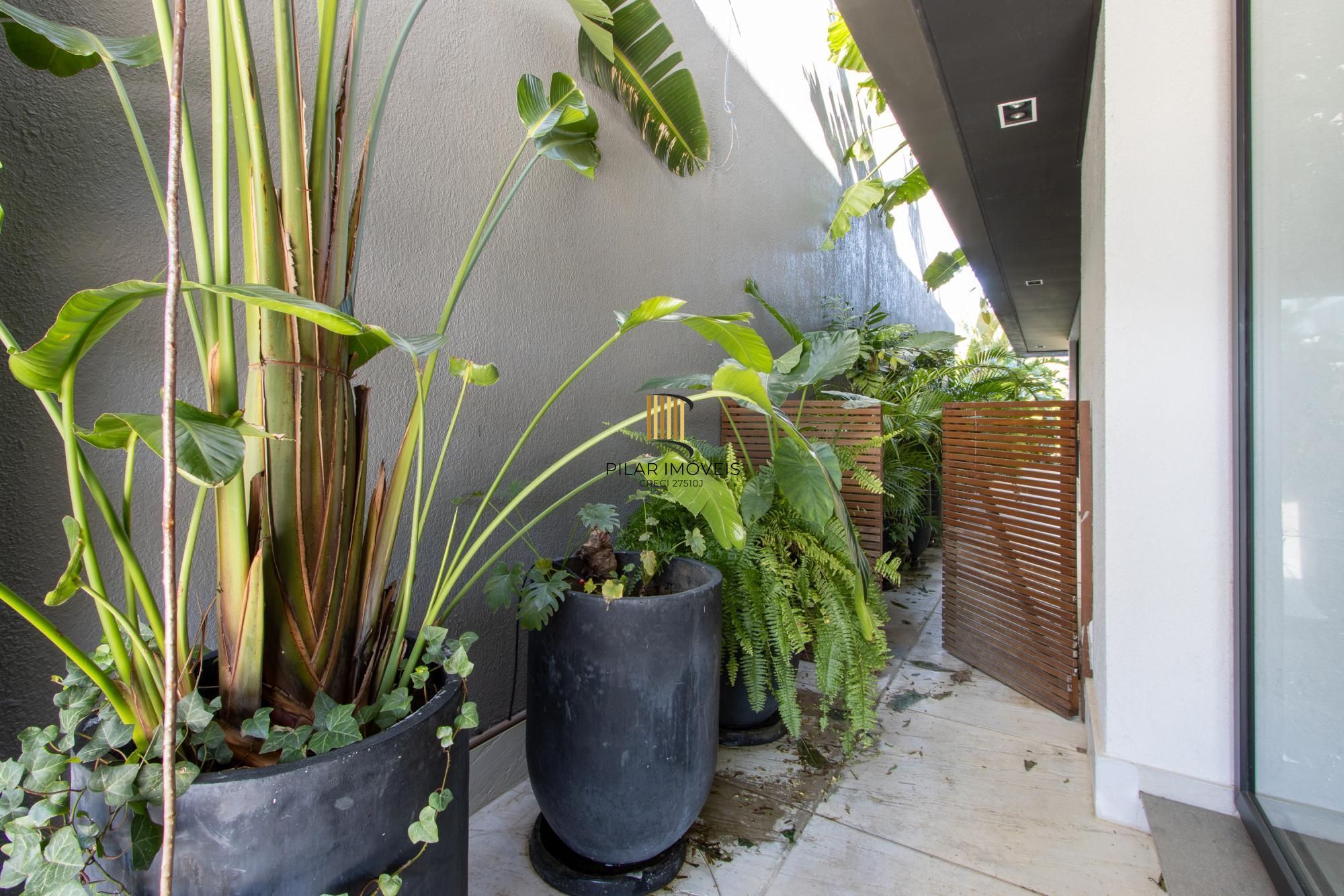 Casa de Condomínio 3 dormitórios no bairro Belém Novo