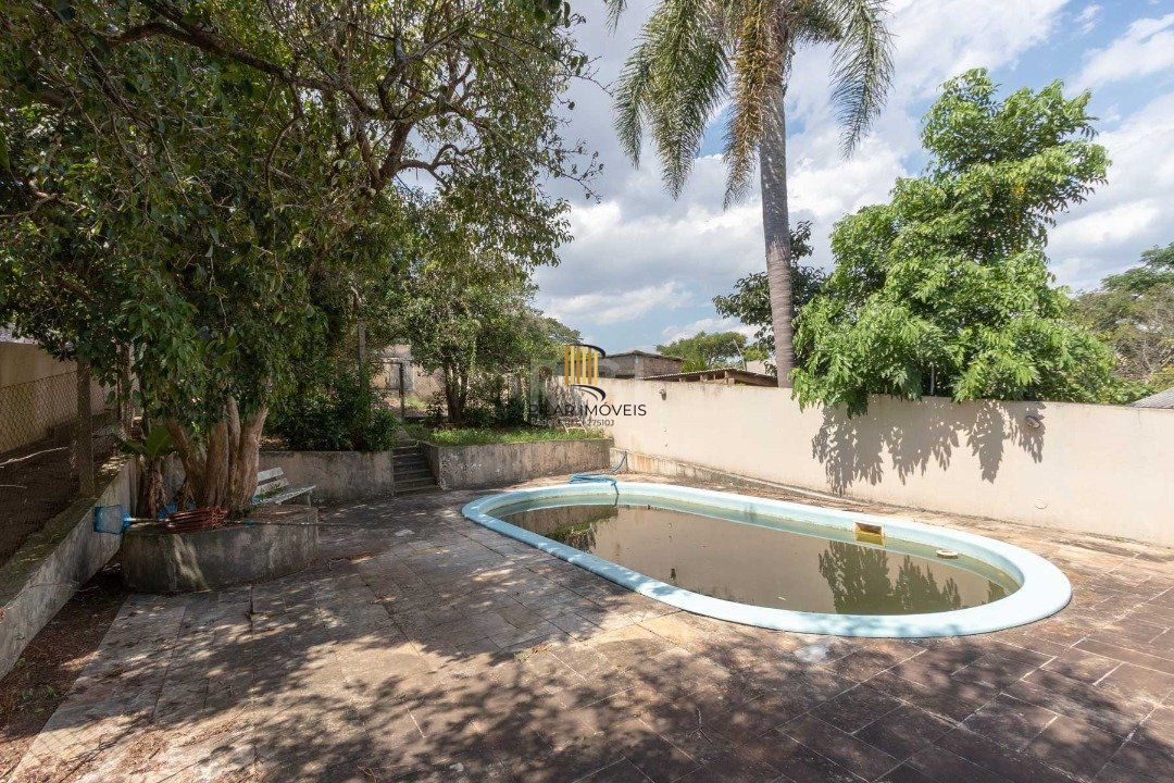 Casa para Venda - 460m², 4 dormitórios, sendo 1 suites, 4 vagas - Cristal