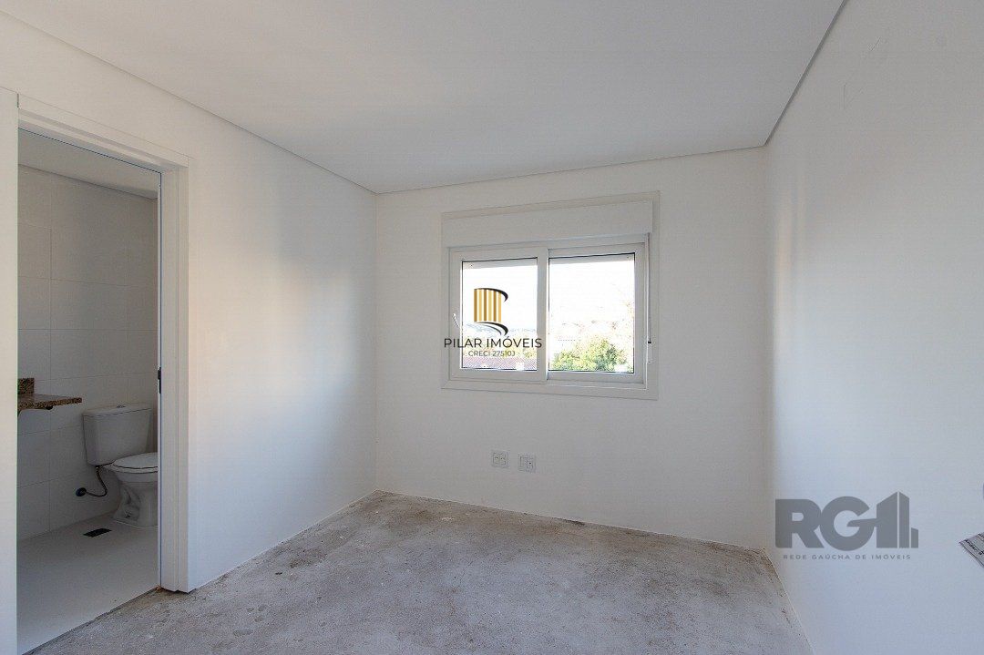Cobertura para Venda - 214.34m², 3 dormitórios, sendo 3 suites, 2 vagas - Tristeza