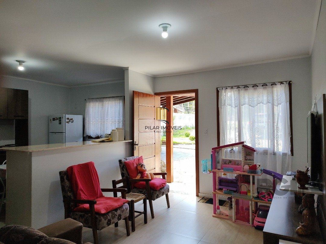 Casa térrea, 2 quartos, edícula com 2 quartos, pático, piscina - Bairro Cavalhado