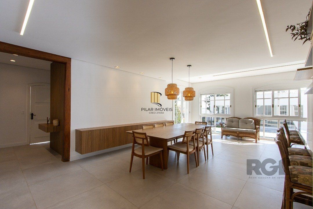Casa 4 dormitórios no bairro Vila Conceição