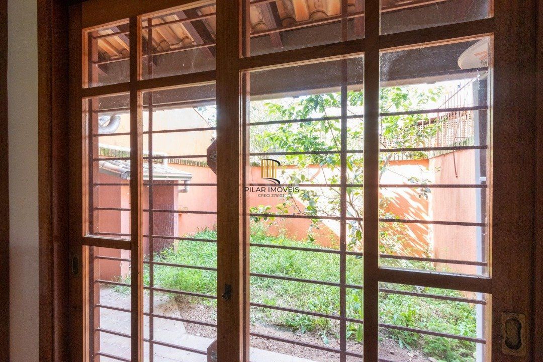 Casa para Venda - 178m², 3 quartos, 1 suite, 2 vagas - Jardim Isabel