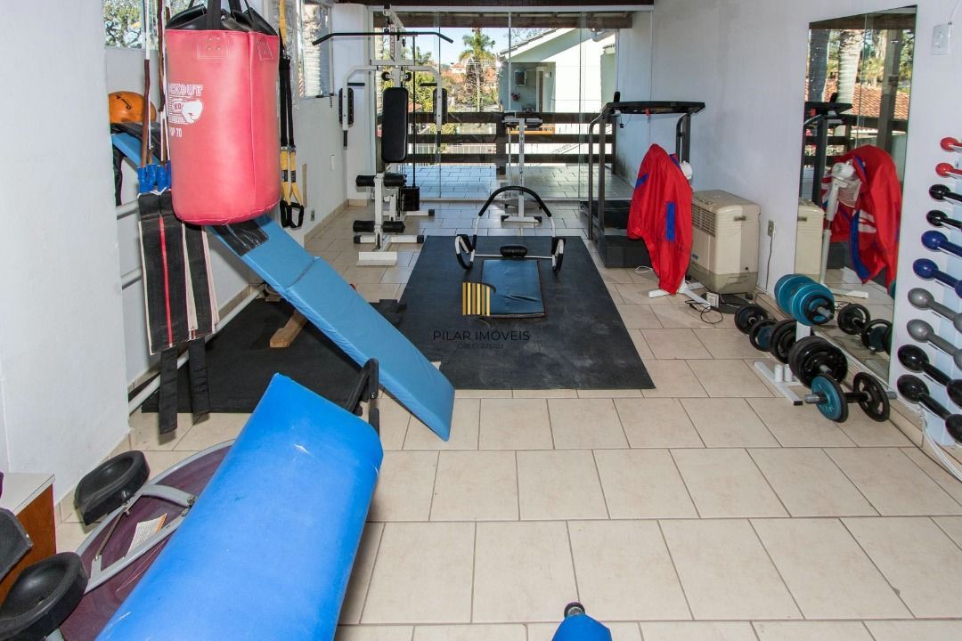 Casa para Venda - 281m², 3 dormitórios, sendo 1 suites, 3 vagas - Jardim Isabel