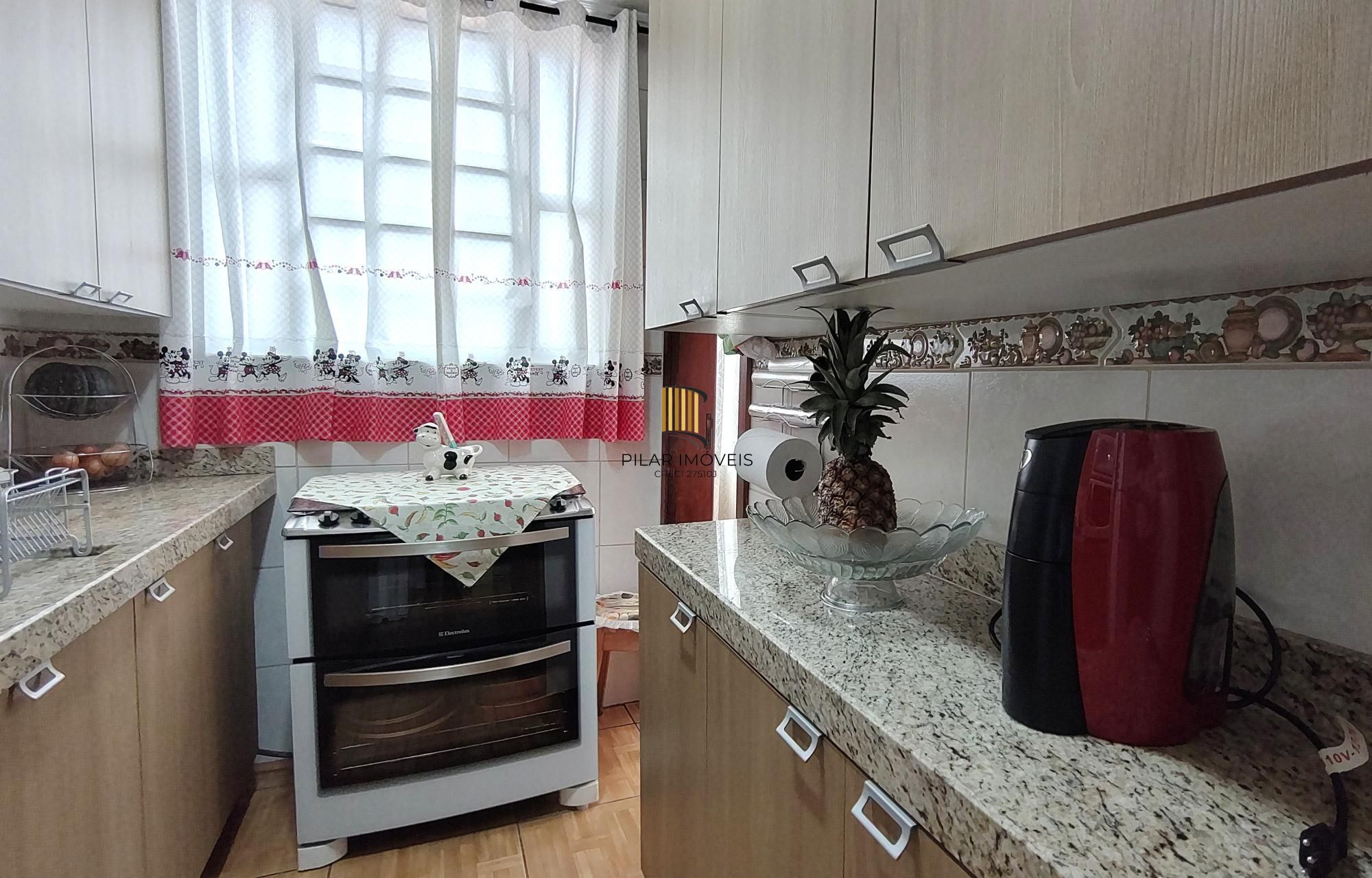 Apartamento de 2 dormitórios no bairro Medianeira.