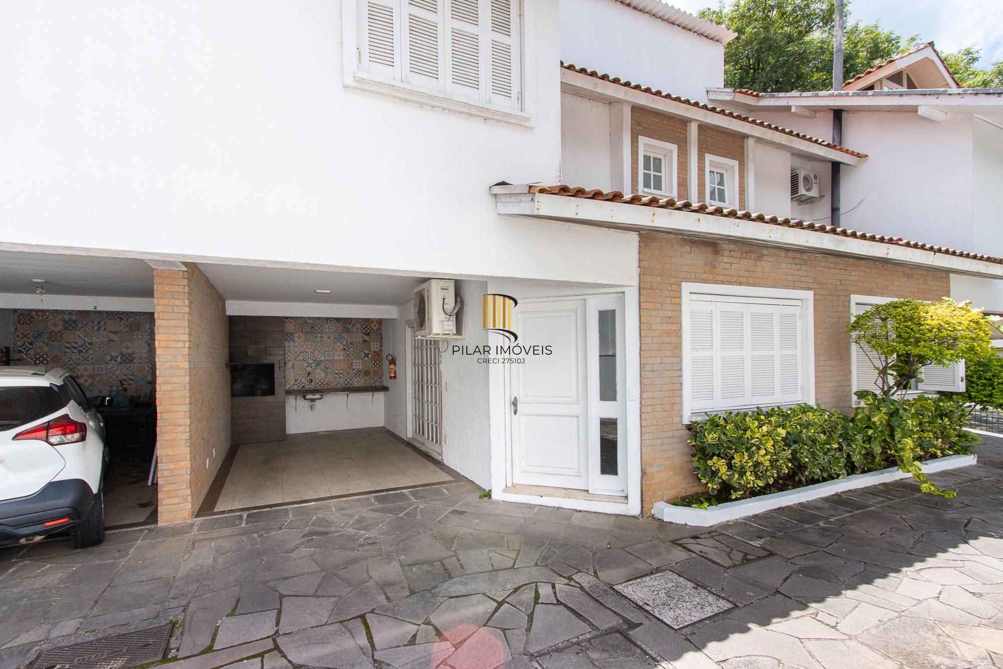 Casa em condomínio, 3 dormitórios (1 suite) 2 vagas - Jardim Isabel