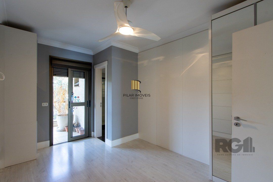 Apartamento para Venda - 200.1m², 3 dormitórios, sendo 3 suites, 5 vagas - Cristal