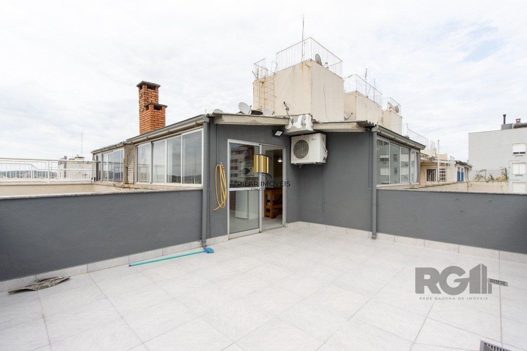 Cobertura 2 quartos, 2 banheiros, 1 vaga, terraço, elevador, condomínio com infra, Bairro Cristal