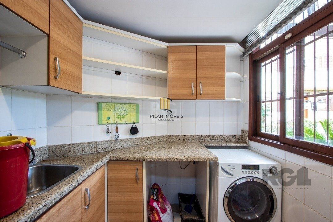 Casa Condominio para Venda - 170m², 3 dormitórios, sendo 1 suites, 2 vagas - Cavalhada