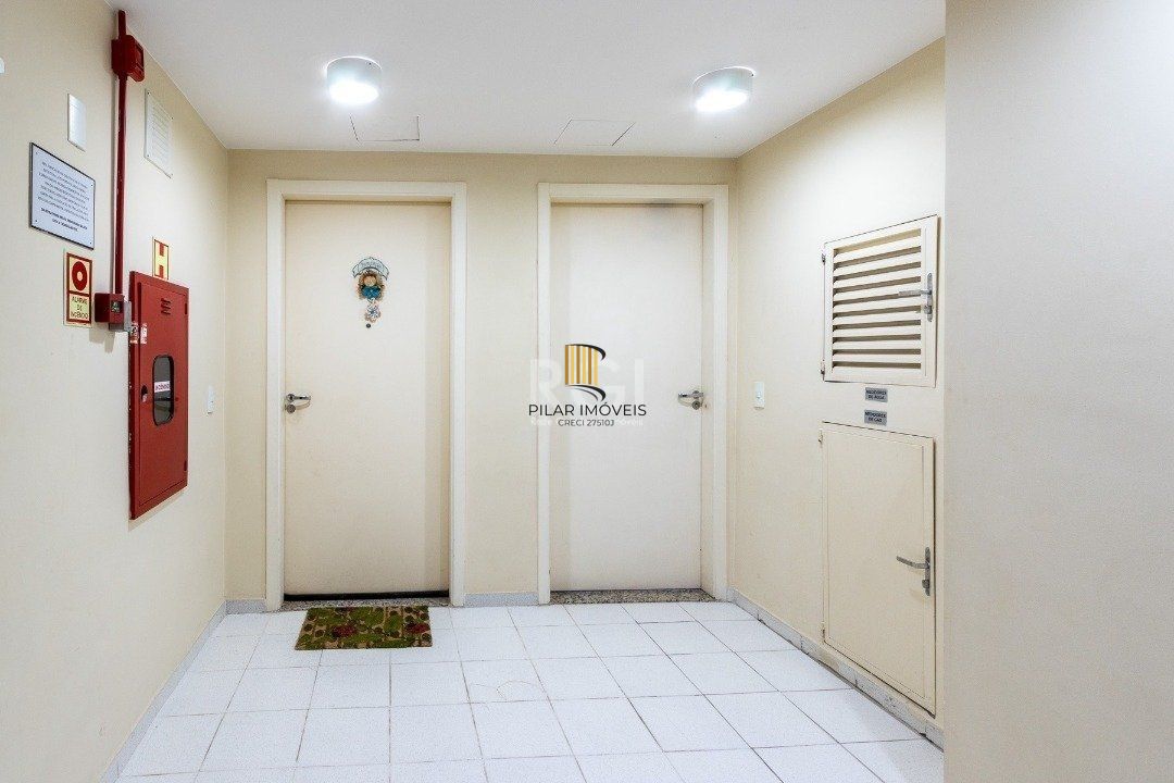 Apartamento 3 dormitórios no bairro Cavalhada