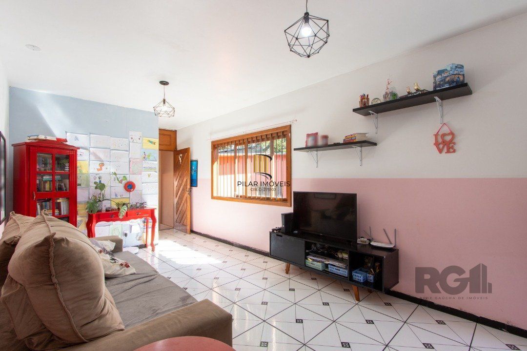 Casa 4 dormitórios no bairro Tristeza