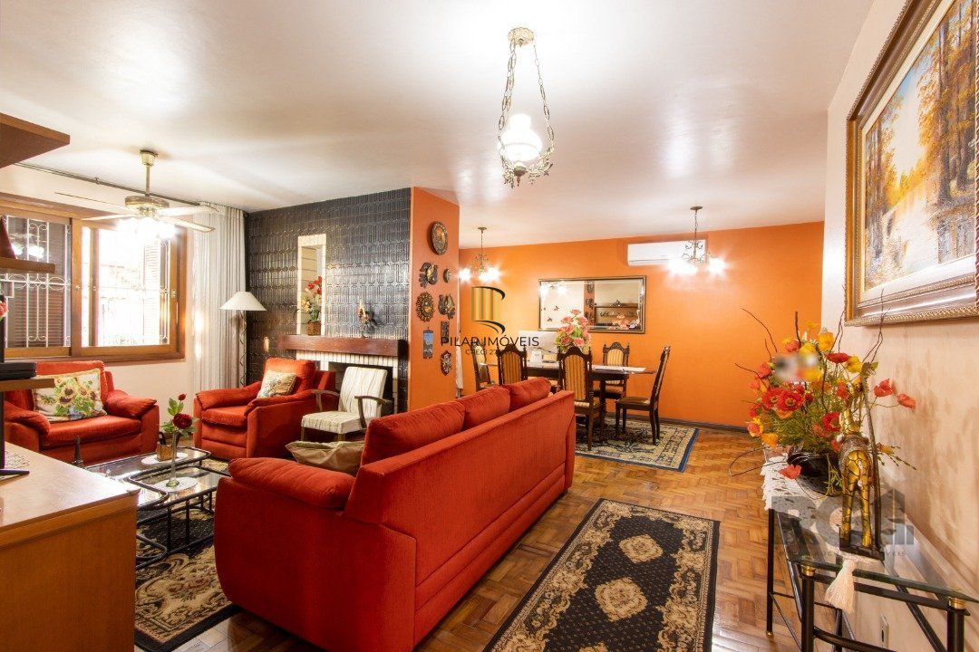 Casa 4 dormitórios no bairro Cristal