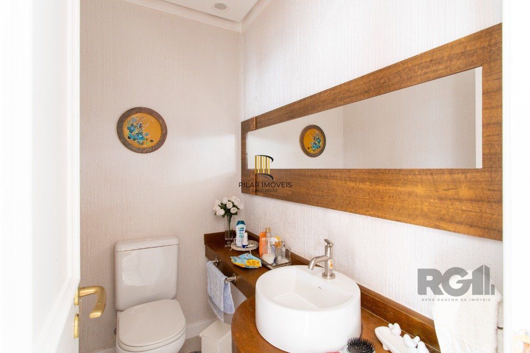 Casa para venda - 321m² - 4 suítes - Chapéu do Sol