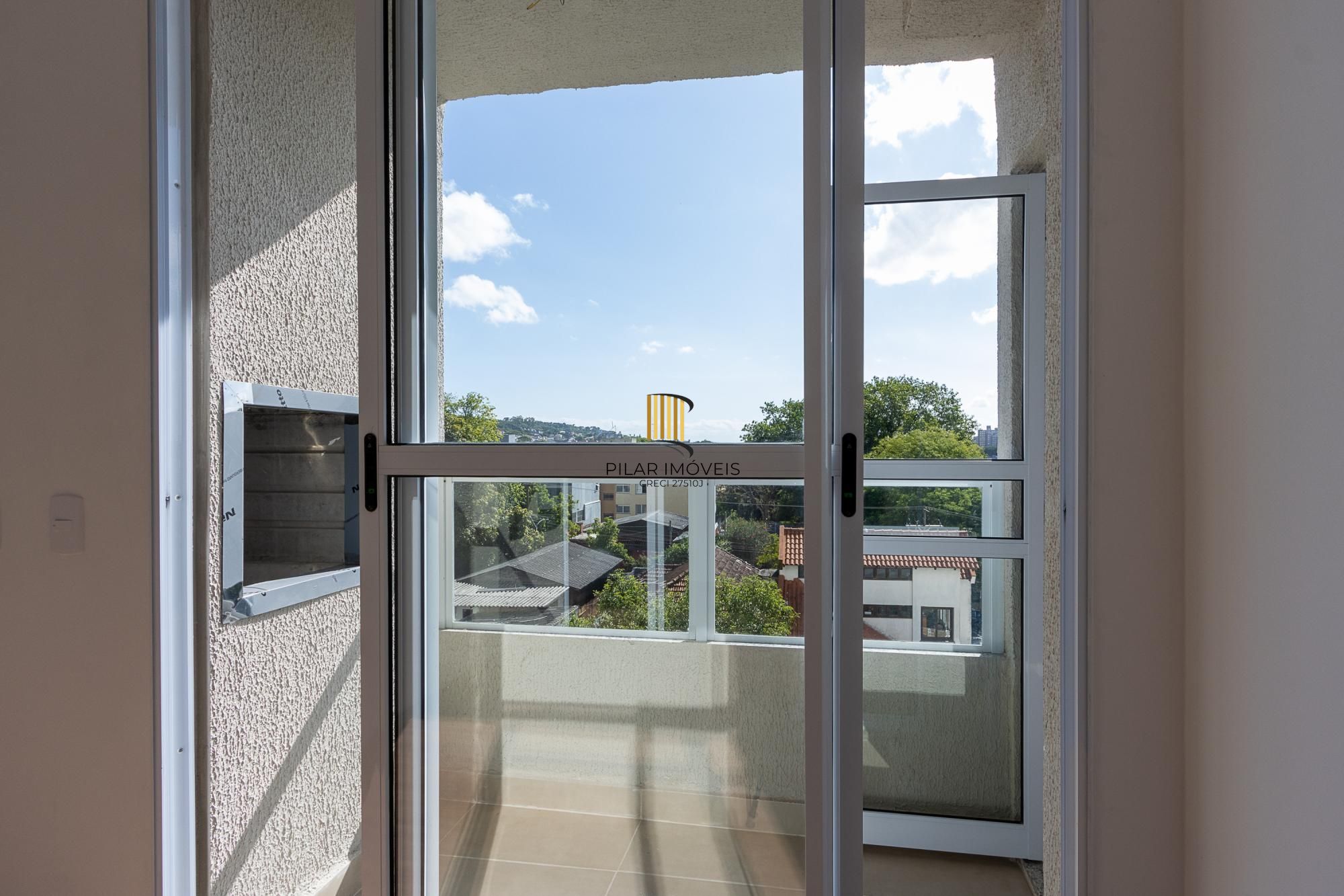 Apartamento no 5 andar de frente com 2 dormitórios