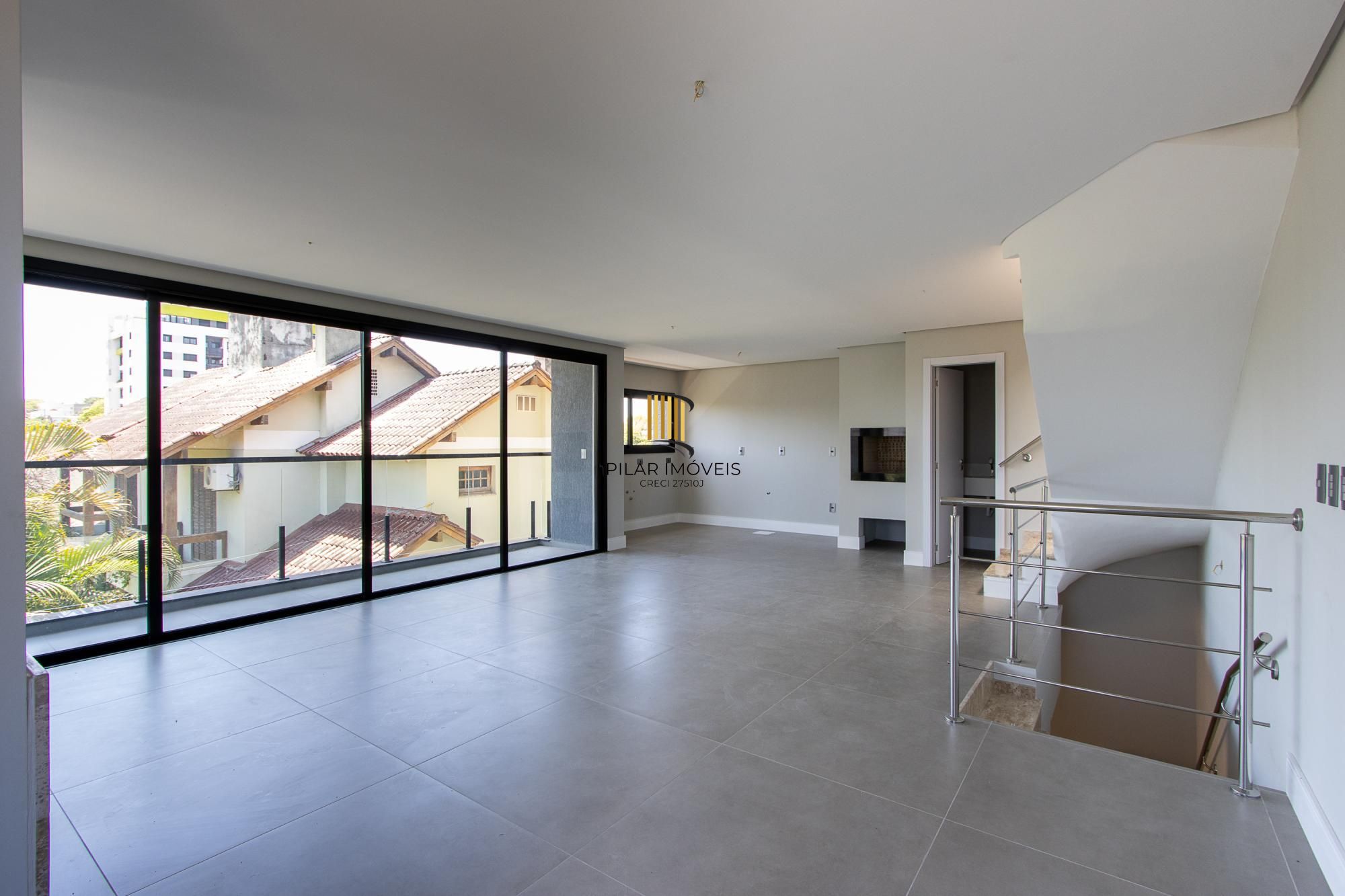 Casa em condomínio com conforto e exclusividade no bairro Tristeza