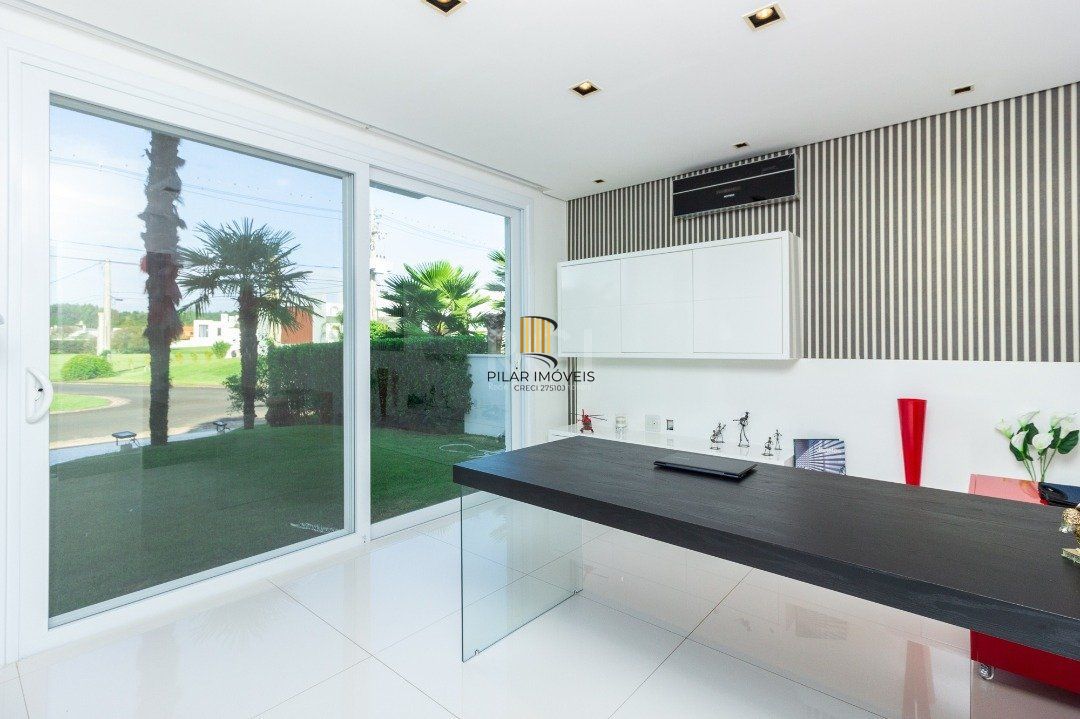 Casa para venda no condomínio Terra Ville com 3 dormitórios, sendo 3 suites e  4 vagas