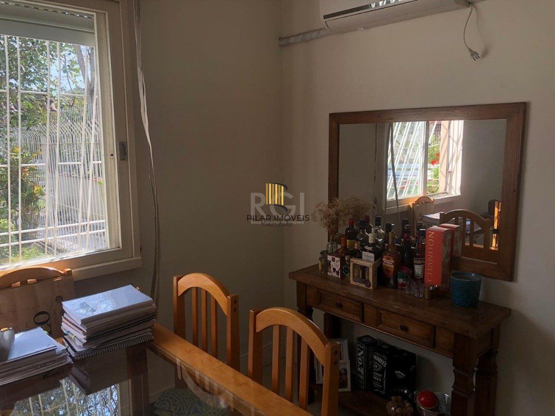 Casa Condominio para Venda - 98.4m², 3 dormitórios, sendo 1 suites, Cristal