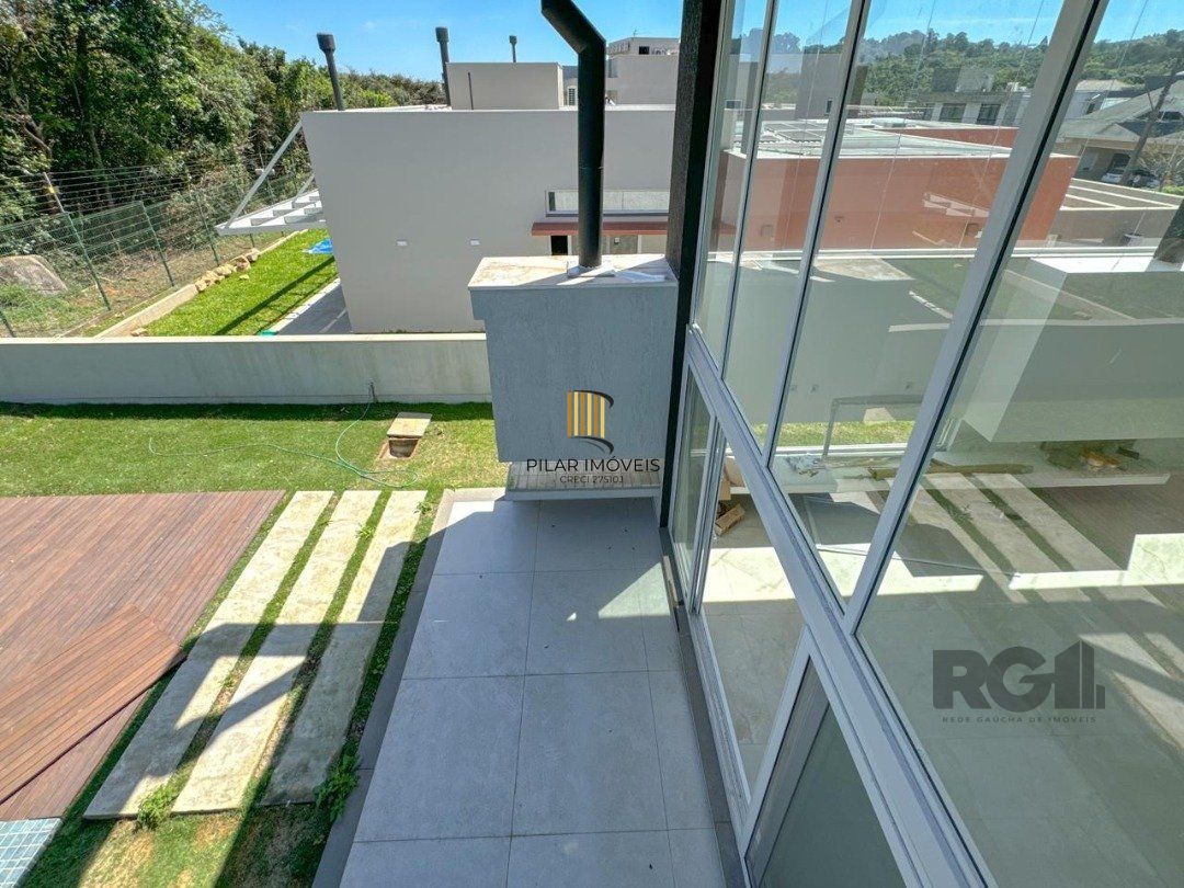 Casa Condominio para Venda - 300m², 4 dormitórios, sendo 4 suites, 2 vagas - Alphaville