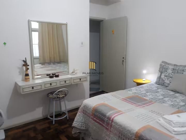 Apartamento 2 dormitórios no bairro Centro Histórico
