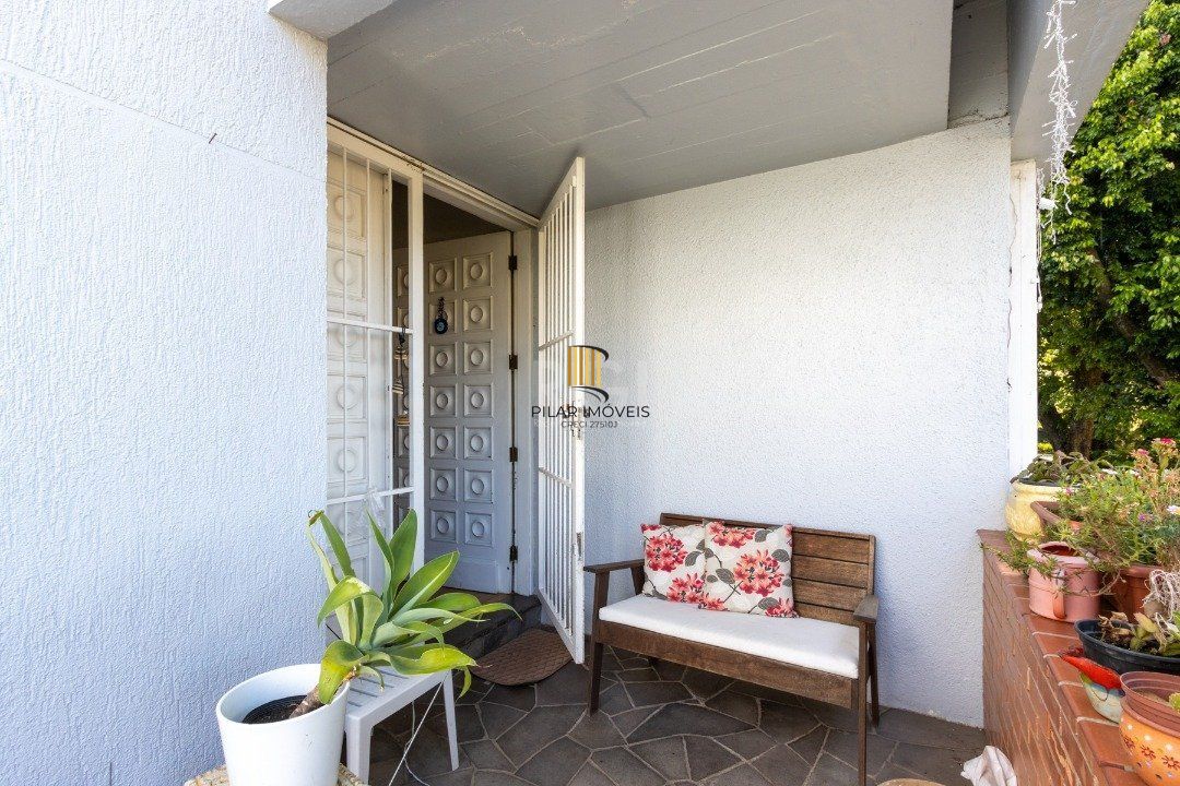 Casa 3 dormitórios no bairro Vila Assunção