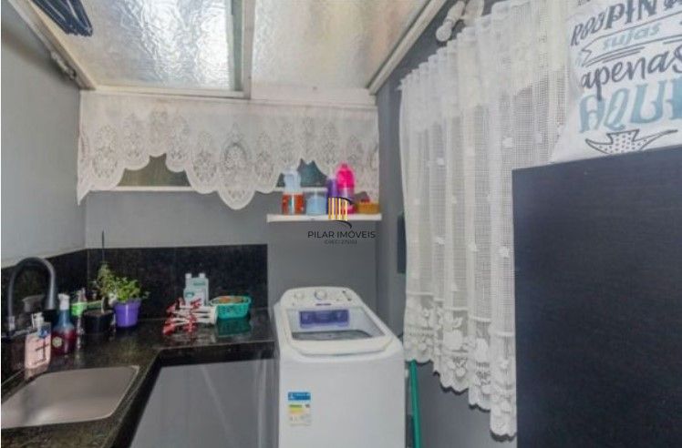 Casa em condomínio 3 dormitórios ´- Bairro Camaquã