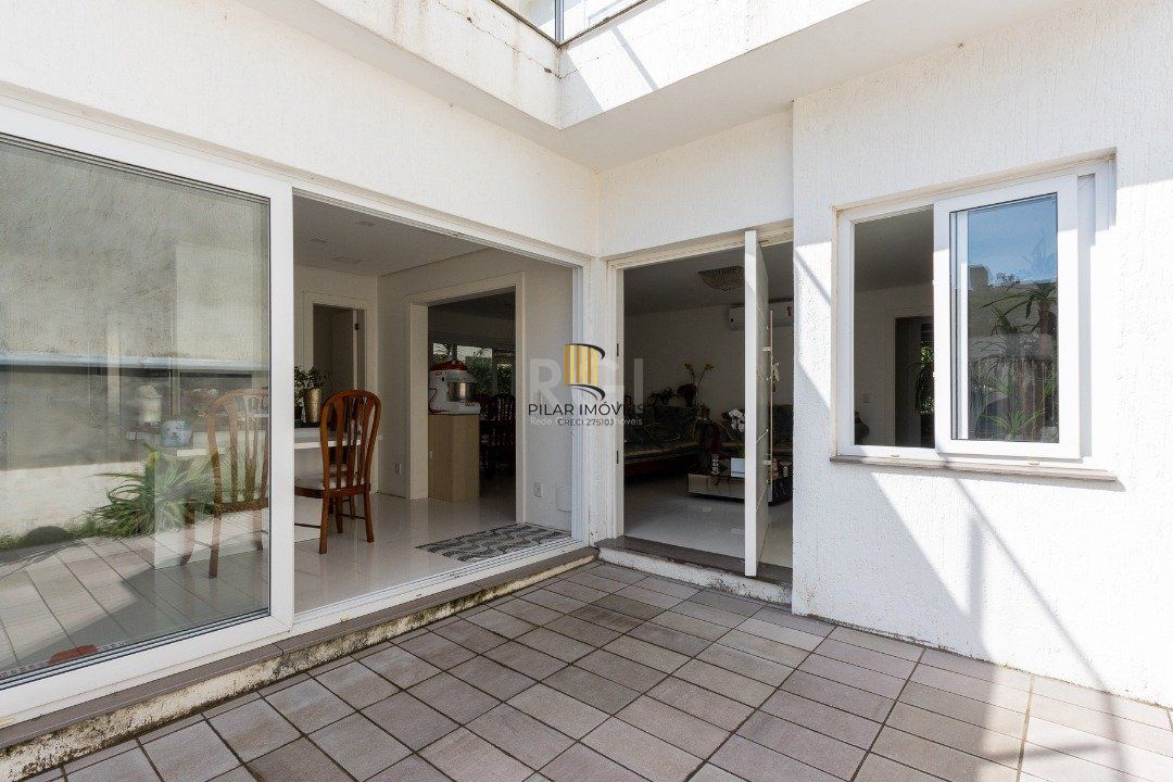 Casa Comercial no bairro Tristeza
