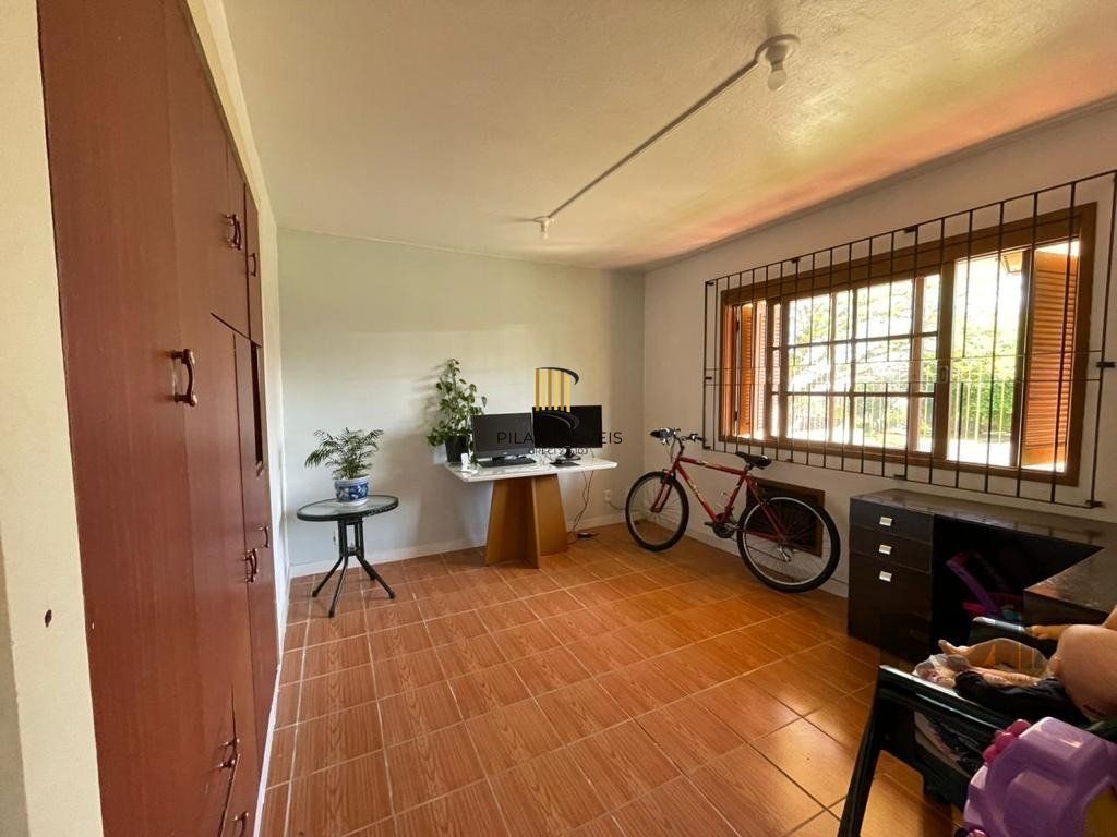 Casa 2 dormitórios no bairro Vila Nova