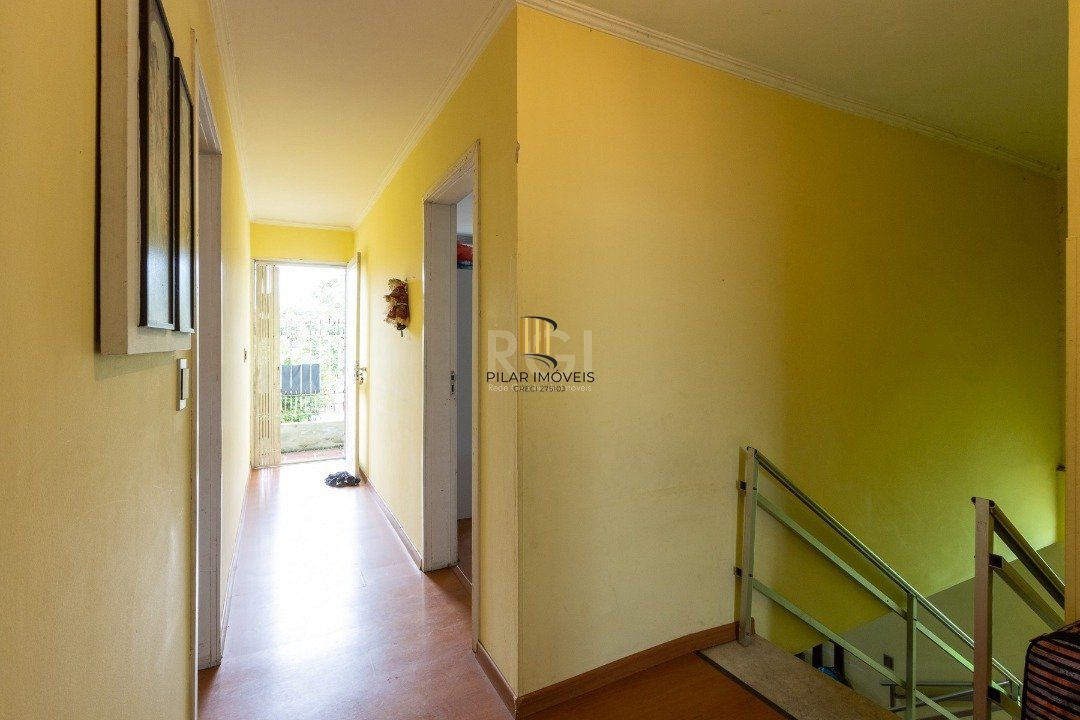 Casa 4 Dormitório(s) Bairro Medianeira