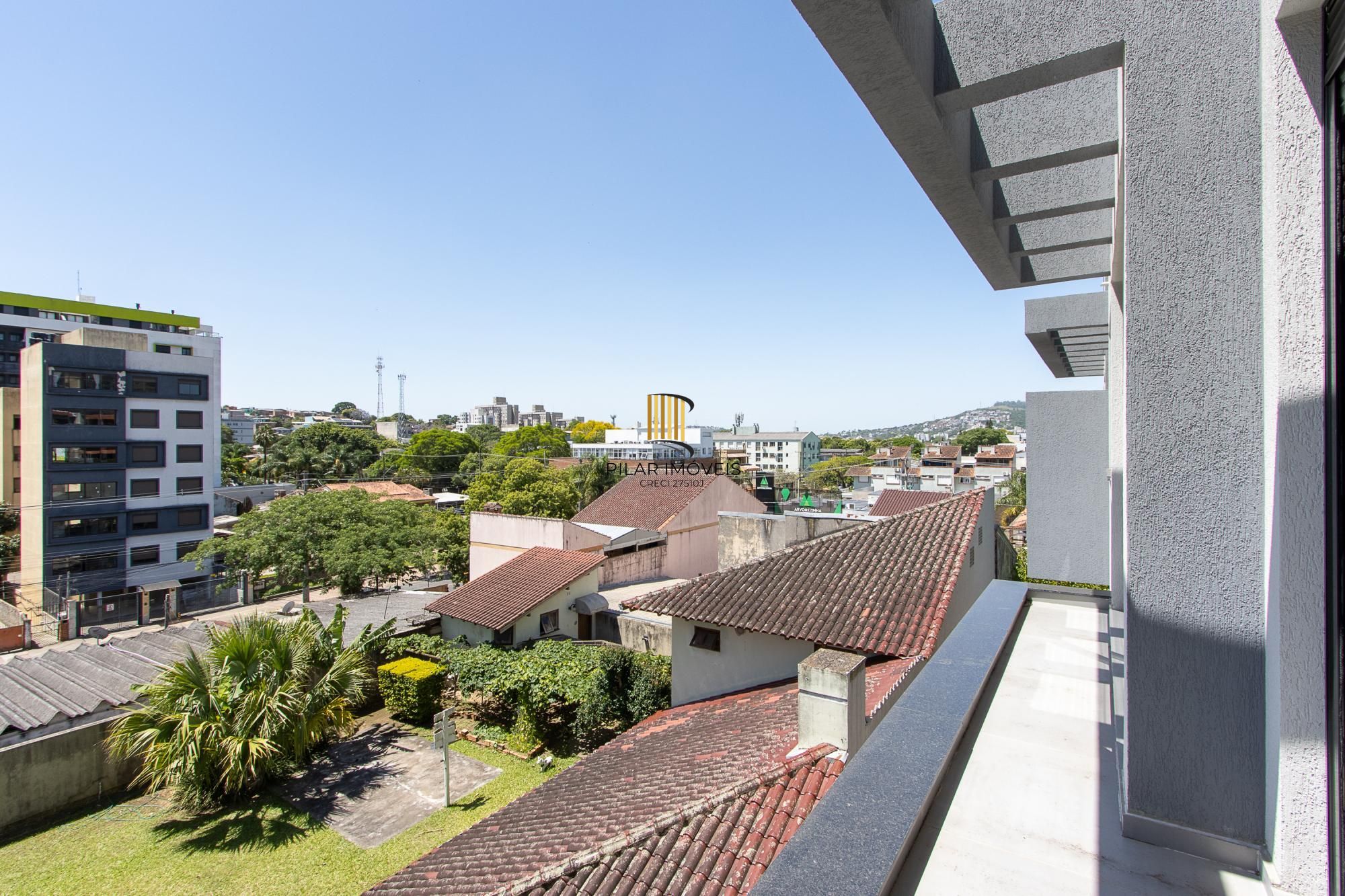 Casa em condomínio com conforto e exclusividade no bairro Tristeza