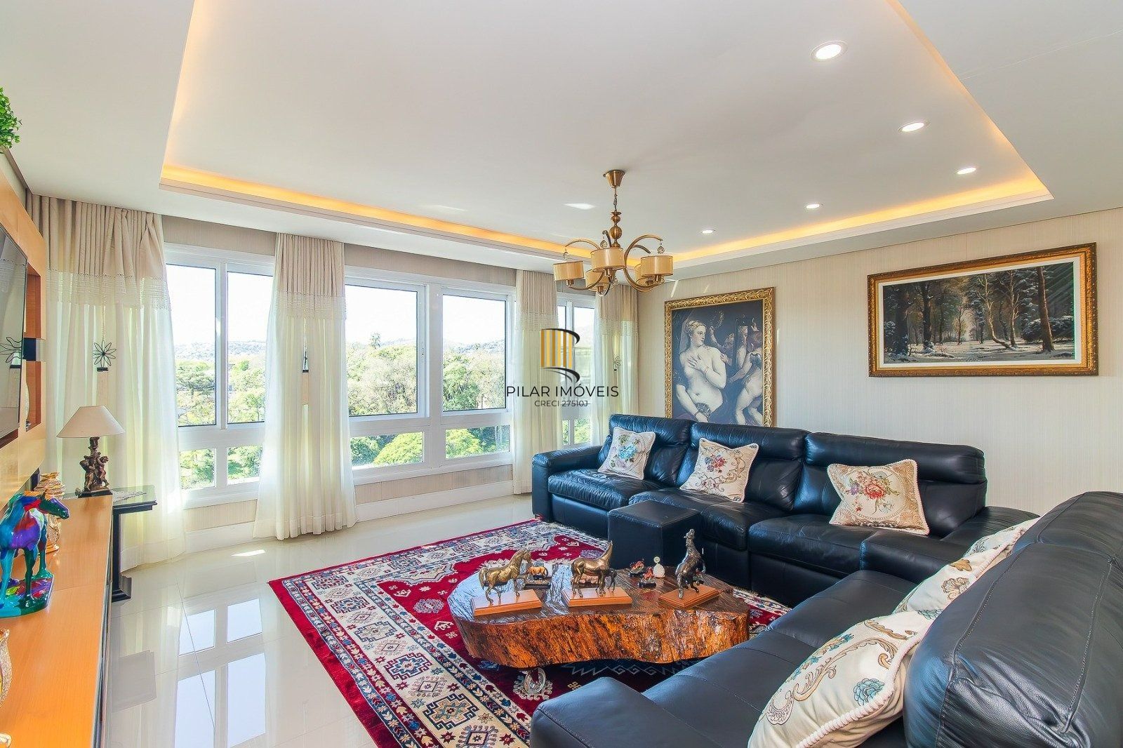 Apartamento de 135m2 com 3 suítes à venda