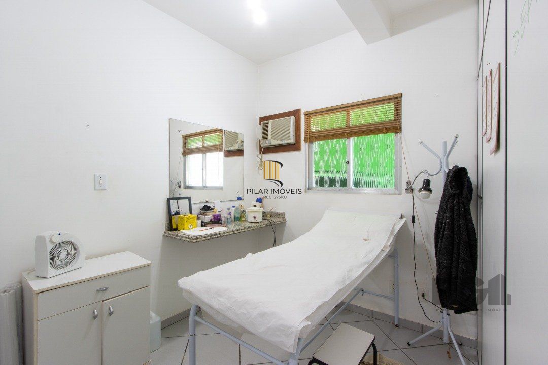 Casa 2 dormitórios no bairro Espírito Santo