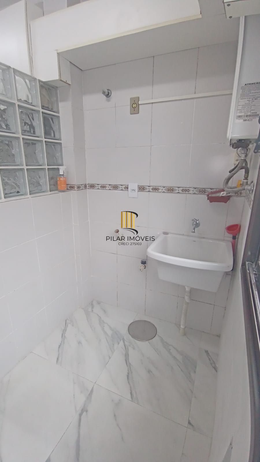 Apartamento com 2 dormitórios no bairro Nonoai