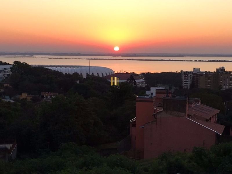 Casa Condominio para Venda - 350m², 4 dormitórios, sendo 1 suites, 2 vagas - Santa Tereza