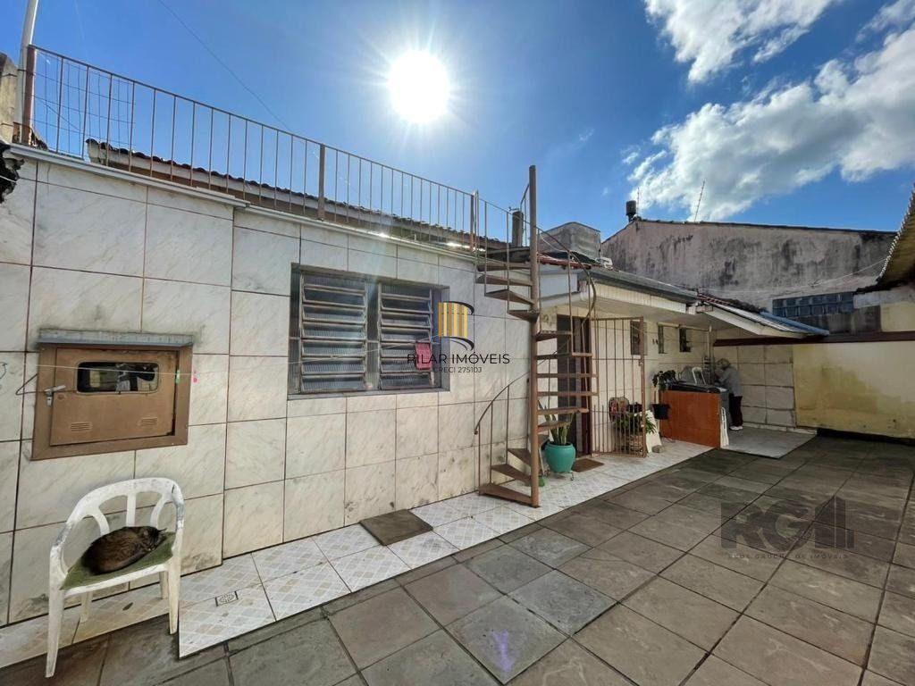 Casa 2 dormitórios no bairro Vila Nova