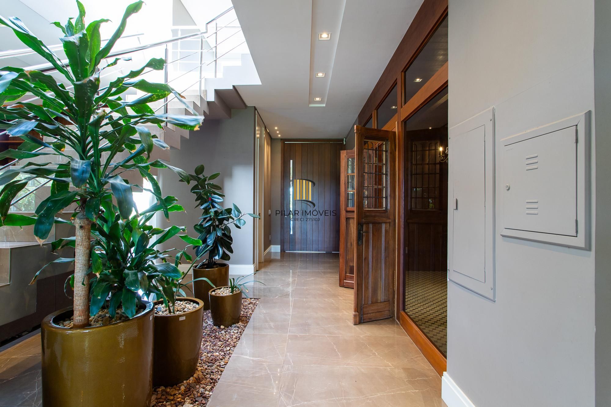 Casa de Condomínio 4 dormitórios no bairro Terraville