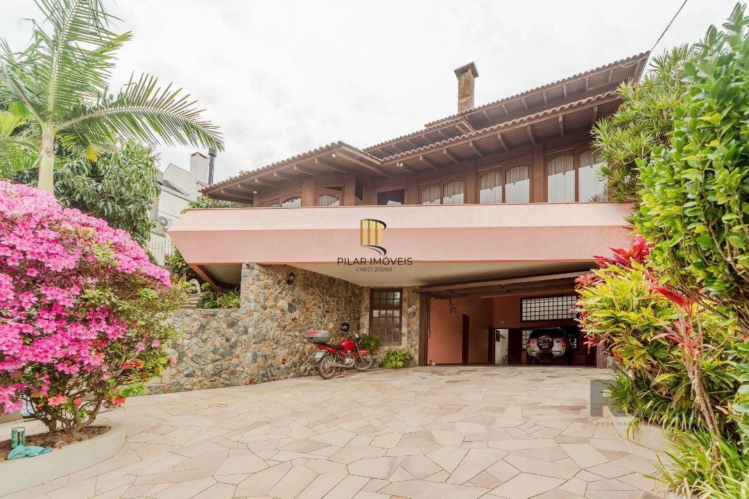Casa para Venda - 646m², 4 dormitórios, sendo 2 suites, 4 vagas - Jardim Isabel - Pilar Imóveis