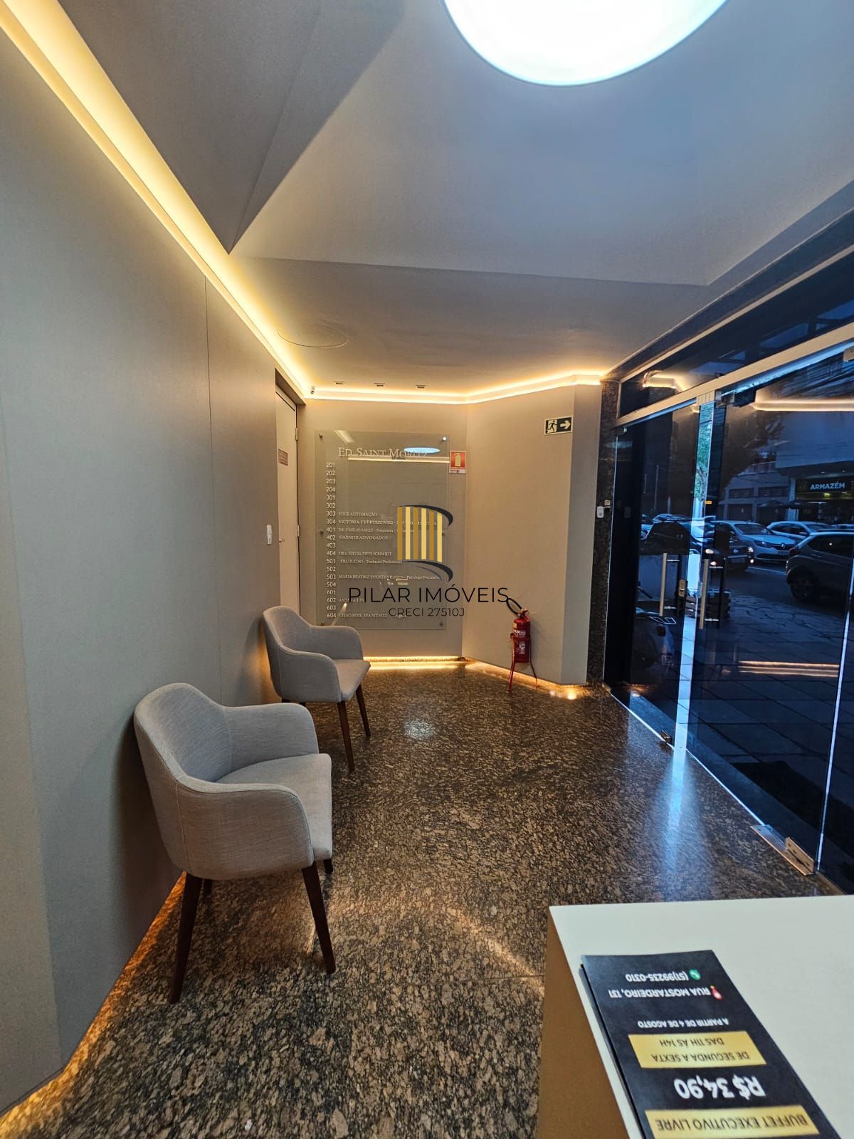 Conjunto comercial na Mostardeiro