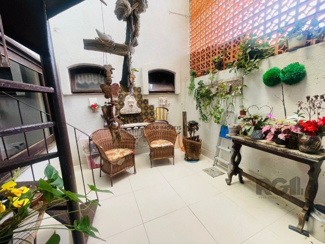 Casa 3 dormitórios no bairro Tristeza