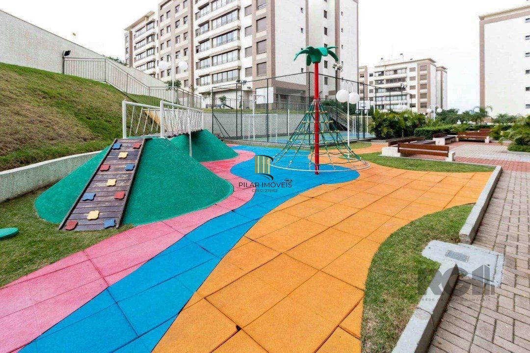 Apartamento 6 dormitórios no bairro Cavalhada