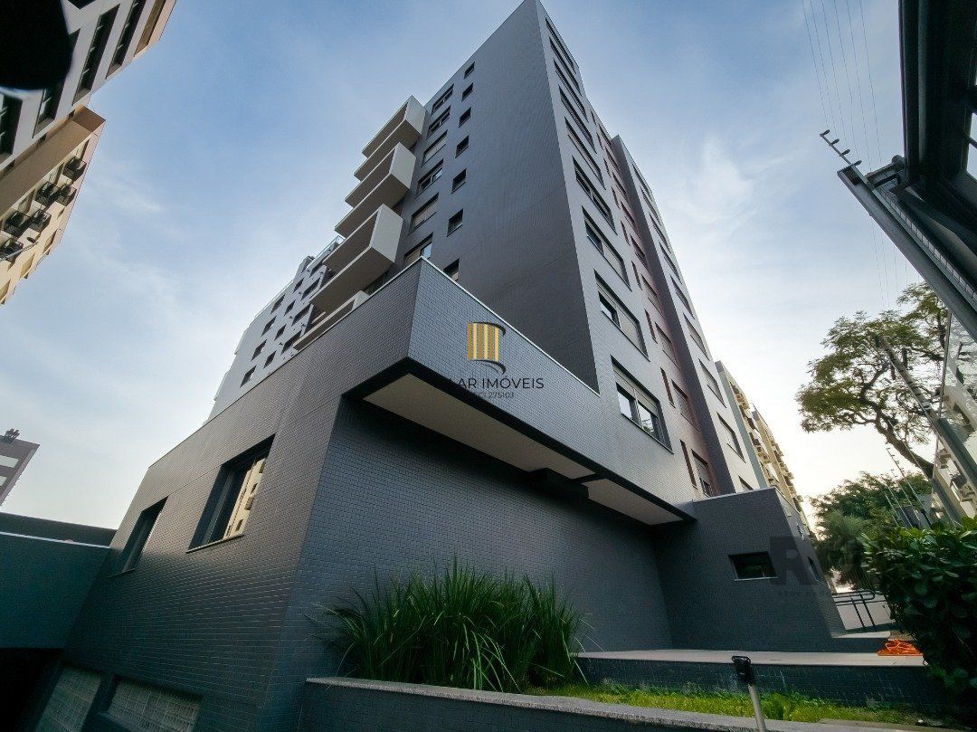 Apartamento com 145m² e 3 dormitórios no bairro Tristeza em PORTO ALEGRE para Comprar