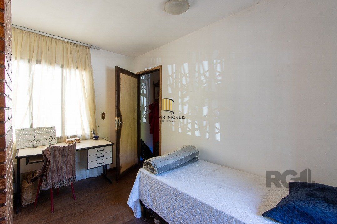 Casa para Venda - 572m², 5 dormitórios, sendo 1 suites, Cavalhada